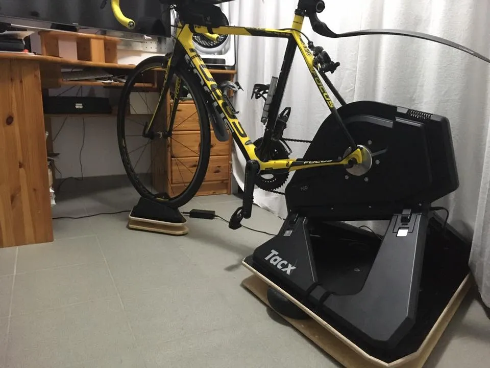 Tacx Neo